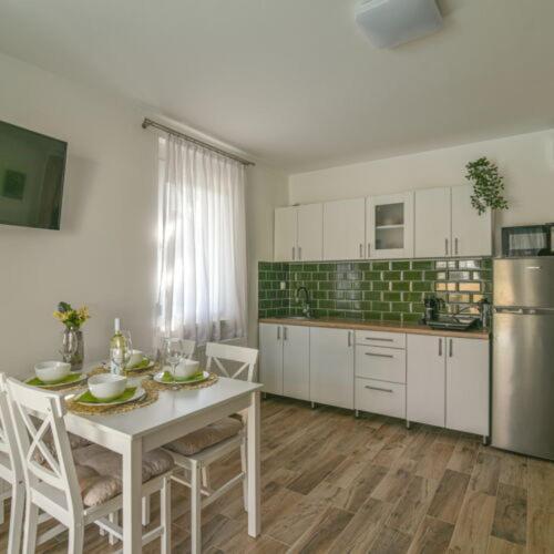 Happy Apartments Balatonlelle Exterior foto