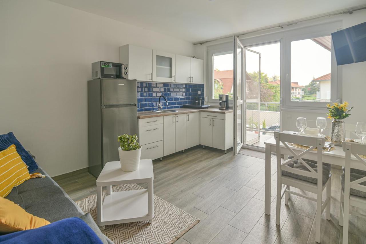 Happy Apartments Balatonlelle Exterior foto
