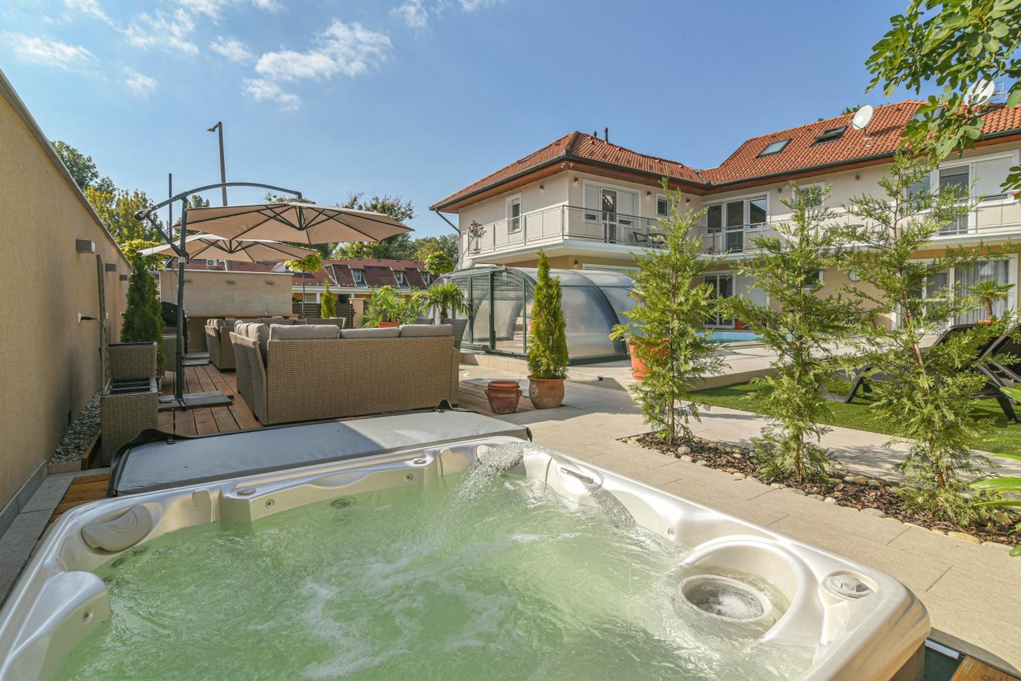 Happy Apartments Balatonlelle Exterior foto